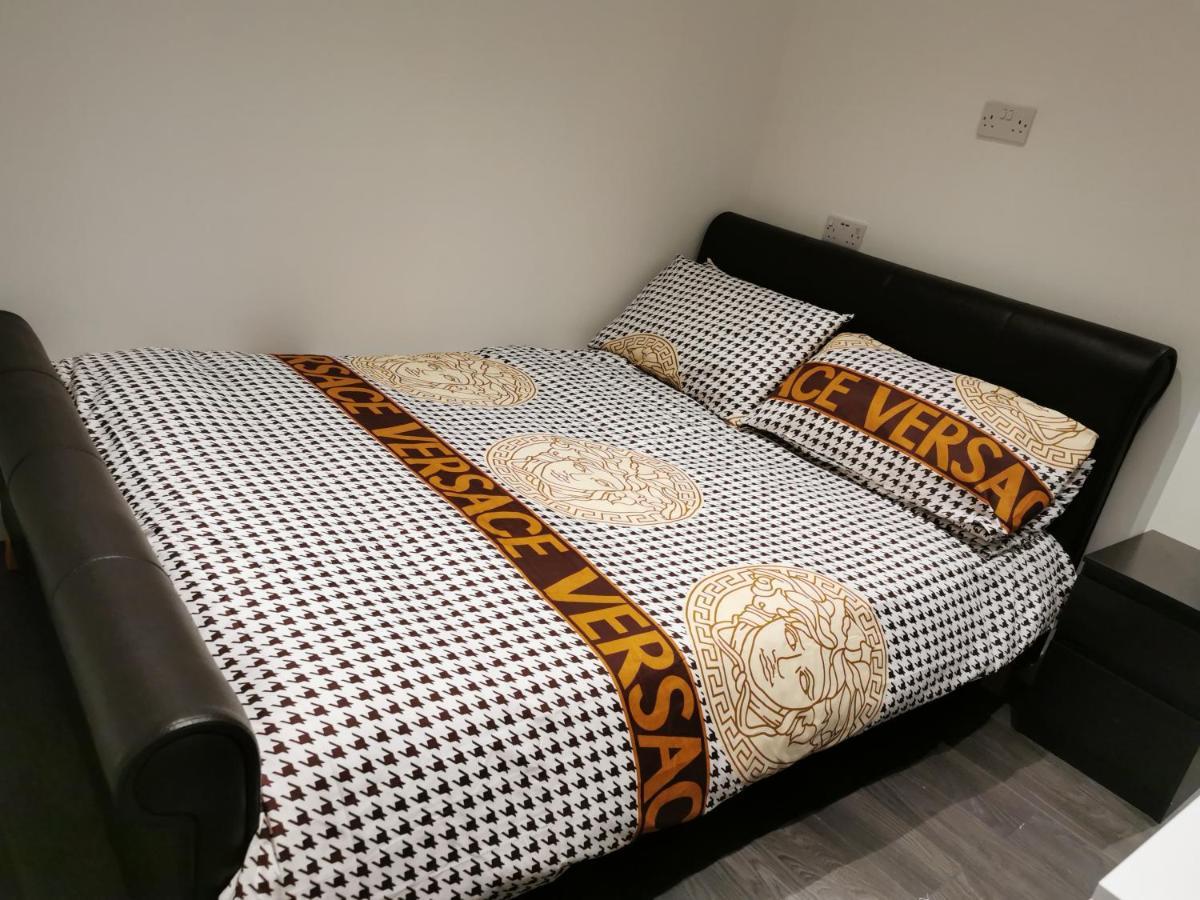 Studio Self Contained Double Bedroom London Kültér fotó